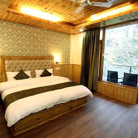 Hotel Hukam'S Holiday Home Kasol Esterno foto