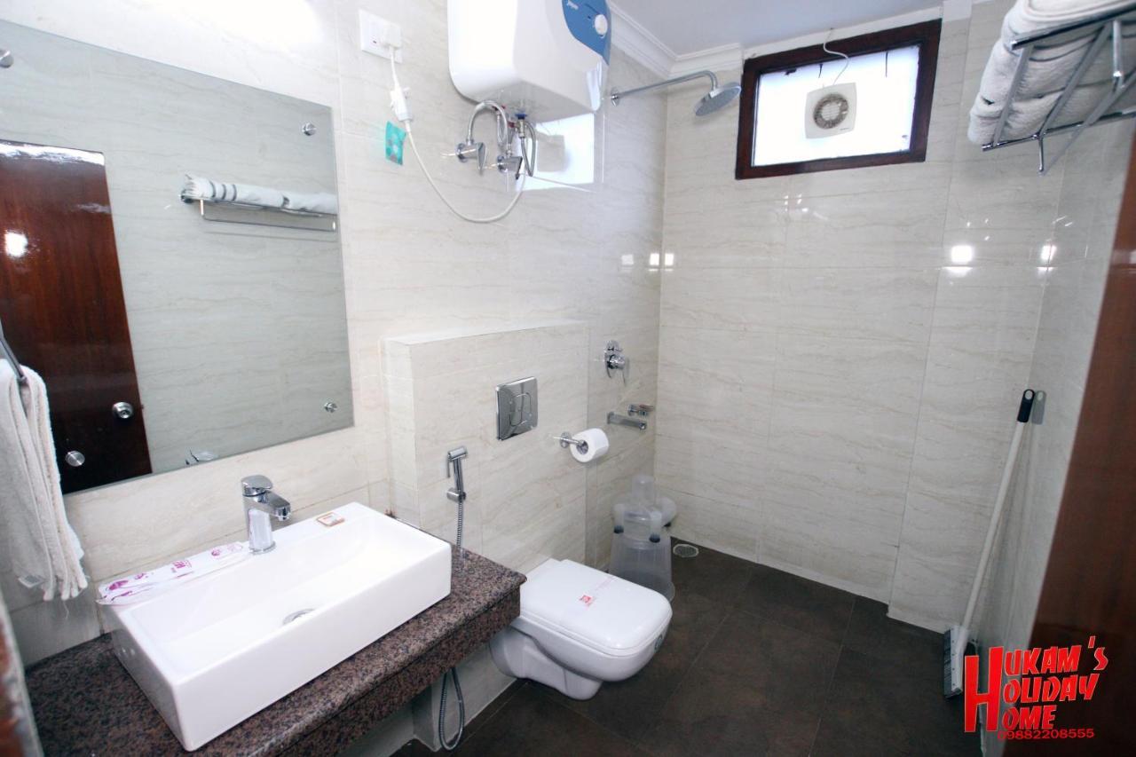 Hotel Hukam'S Holiday Home Kasol Esterno foto