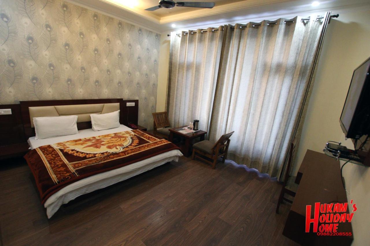 Hotel Hukam'S Holiday Home Kasol Esterno foto